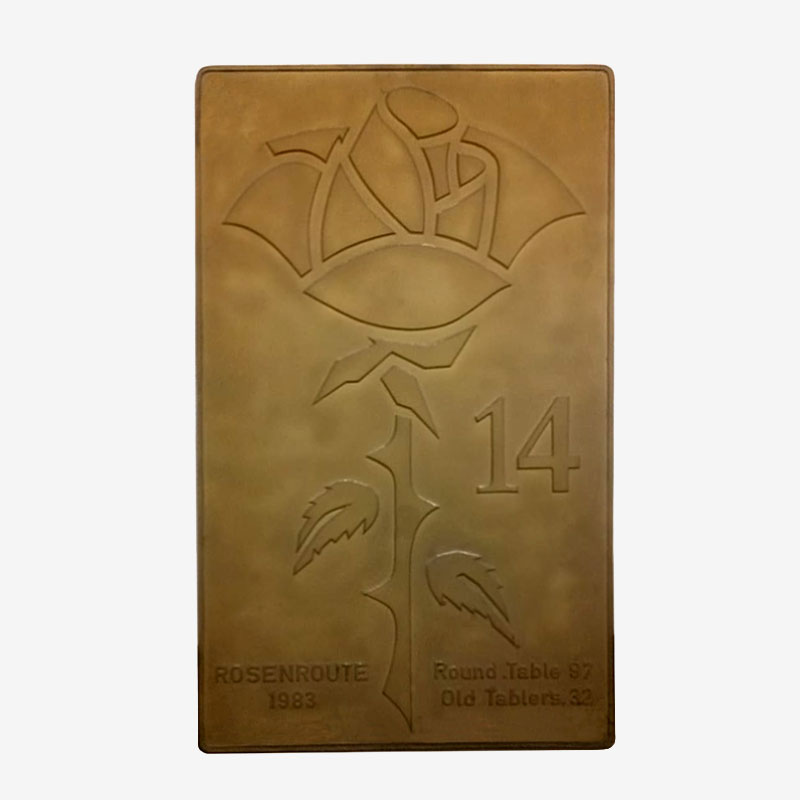 Bronzetafel für die Hildesheimer Rosenroute
